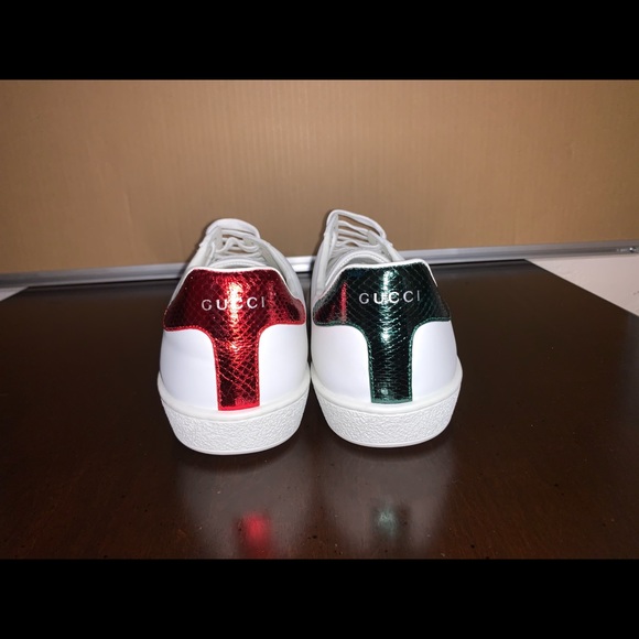 Men’s Gucci ace embroidered sneakers - Picture 3 of 5